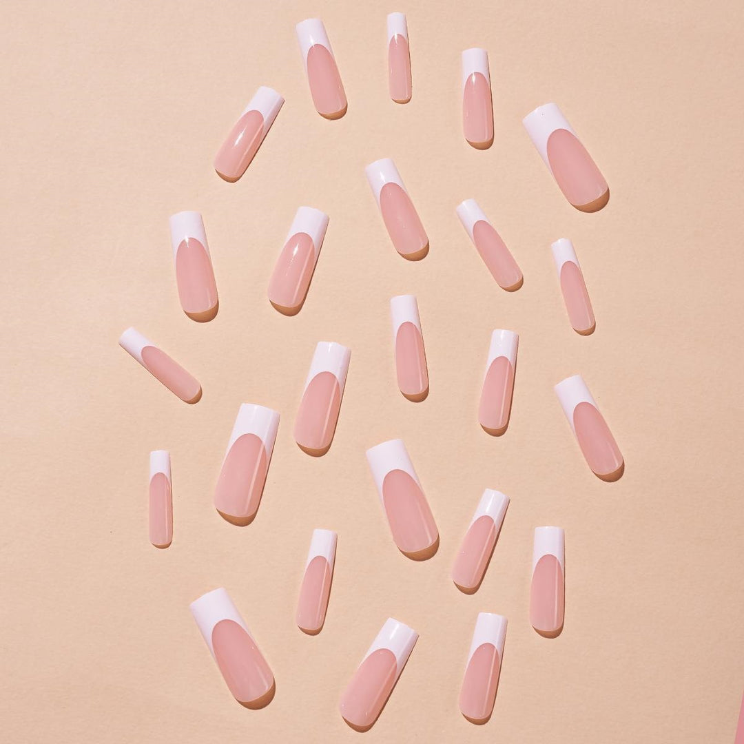 Artificial nail set with elegant French tips and glitter accents Kalsten