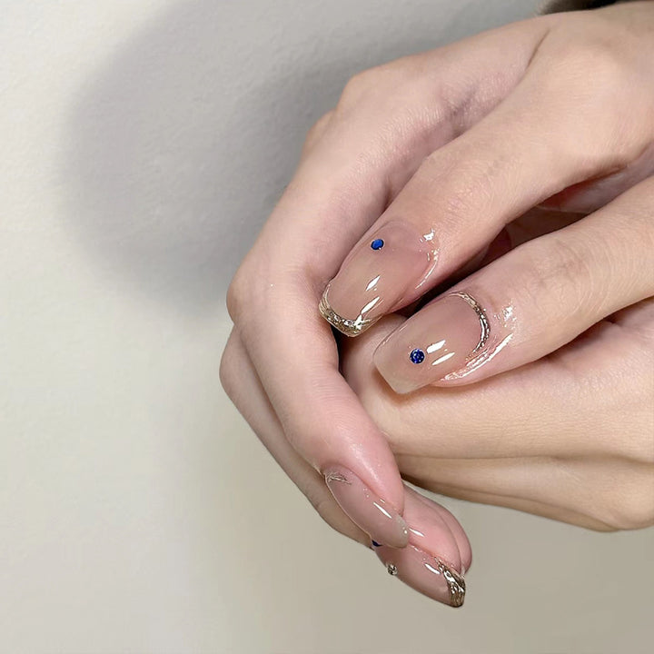 Elegant Press-On Nail Art Set with Glitter and Charming Accents Kalsten