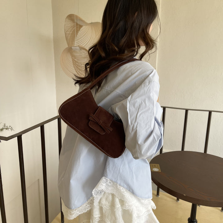 Elegant Bow-Detail Velvet Handbag Kalsten
