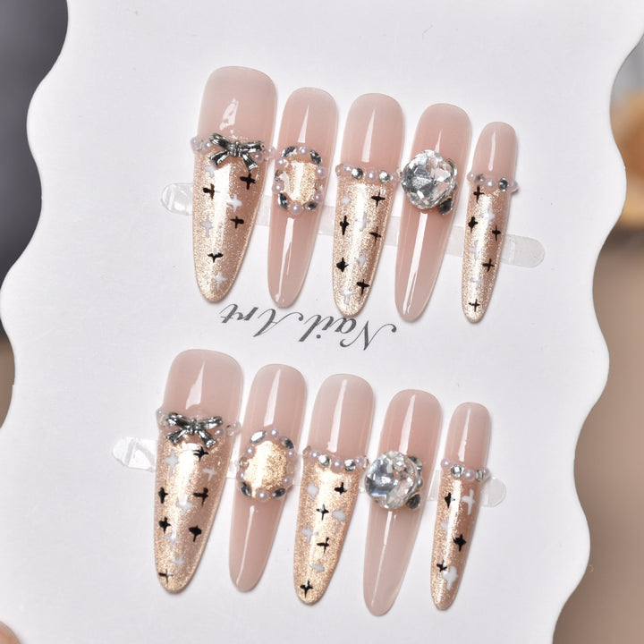 Artistic Premium Detailed Press-On Nail Art Kalsten
