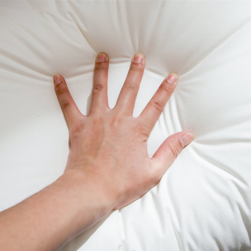 Comfort pillow with breathable microfiber filling and cotton percale cover
