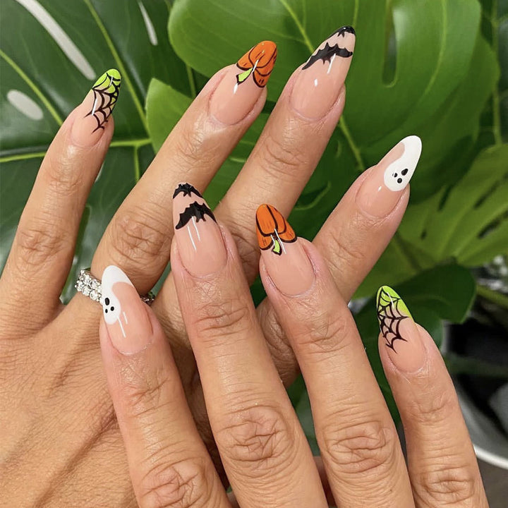 Halloween-Themed Nail Art Kalsten