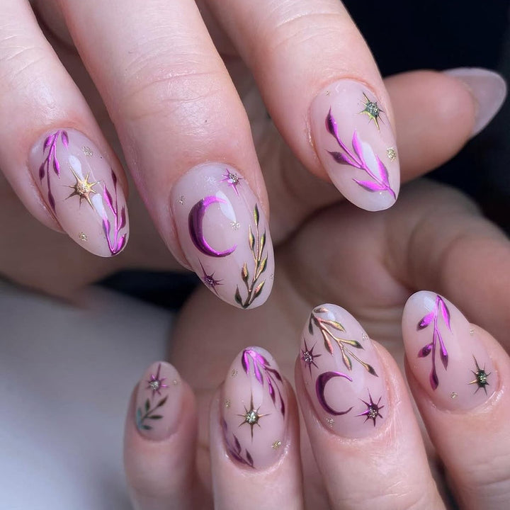 Artificial nails in a playful flower design with glittering accents Kalsten