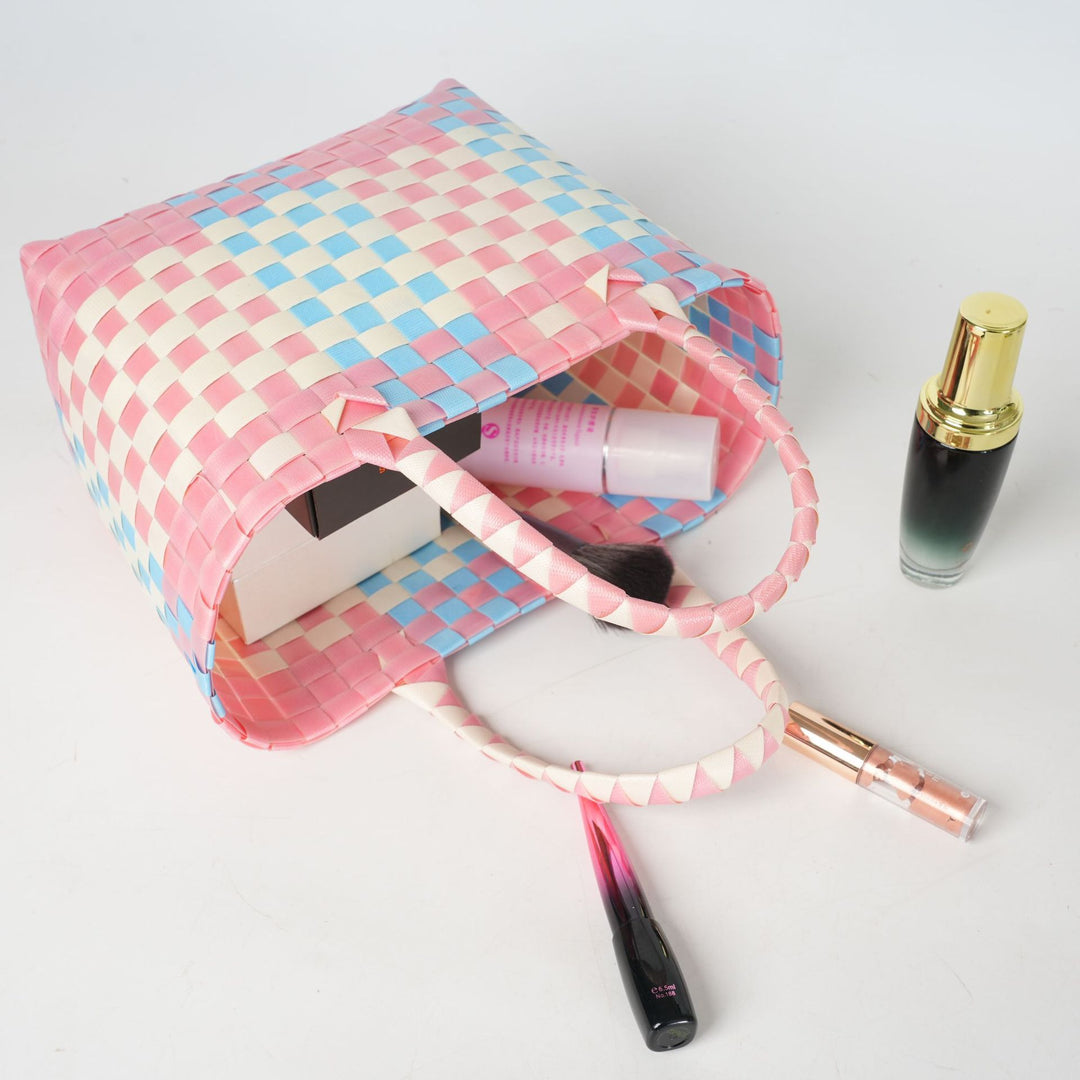Handwoven basket bag with modern structural pattern Kalsten