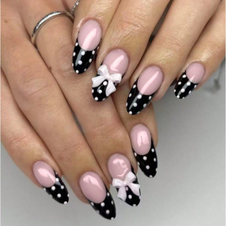 Stylish Polka Dot Press-On Nail Set Kalsten