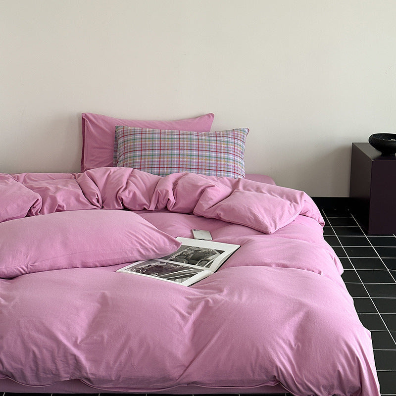 Minimalist Mako satin bedding set with extra-soft surface and easy-care weaving