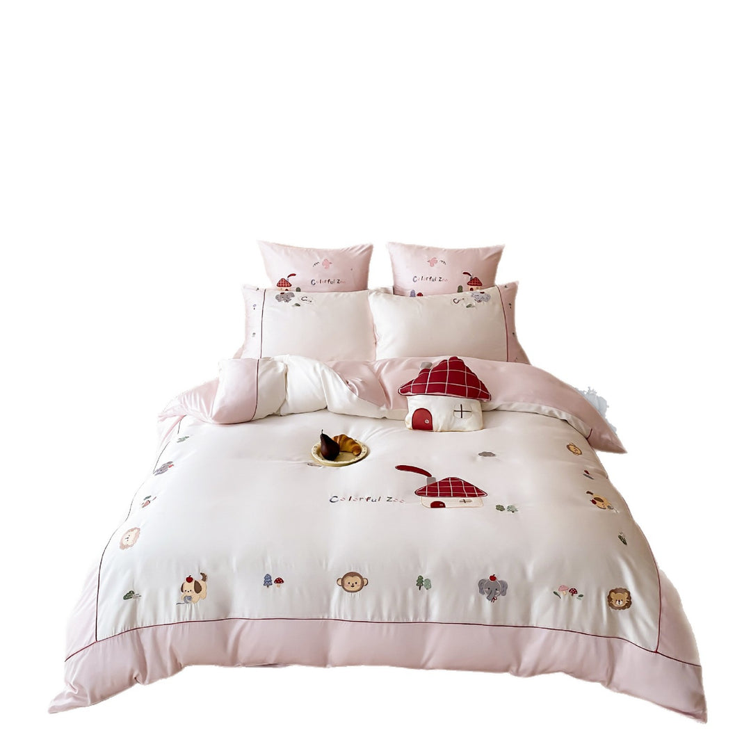 Children's bedding set made of cotton satin with appliquéd bear and car motifs