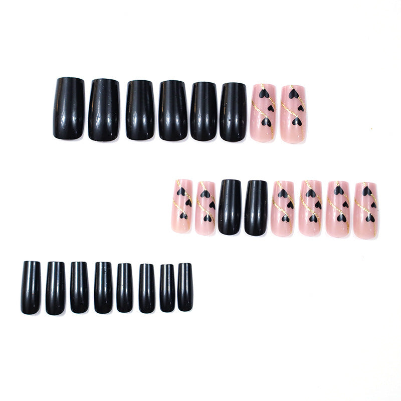Heart-Decorated Nail Art Kalsten