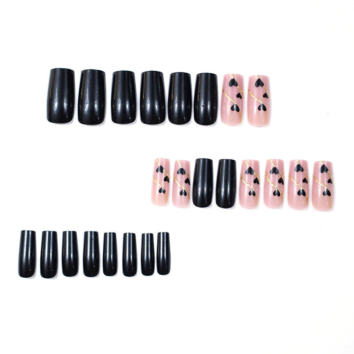 Heart-Decorated Nail Art Kalsten