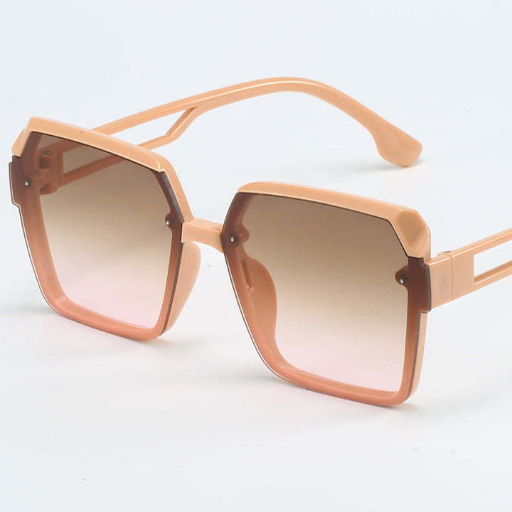 Ladies fashionable square sunglasses with filigree design Kalsten