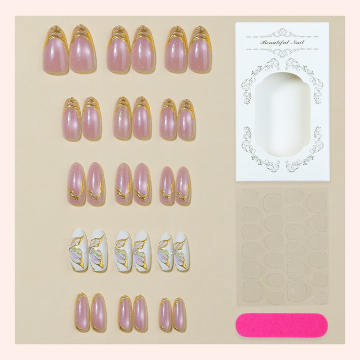 Artificial nail collection with stylish gold accents Kalsten