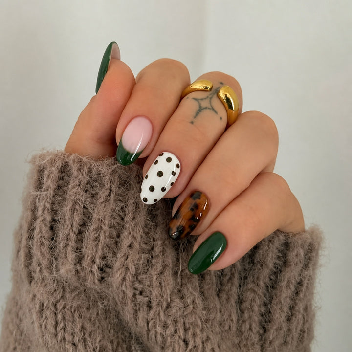 Artistic Nail Art Kit with Mixed Designs
