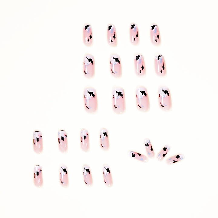 Artificial nail art with modern color pattern Kalsten