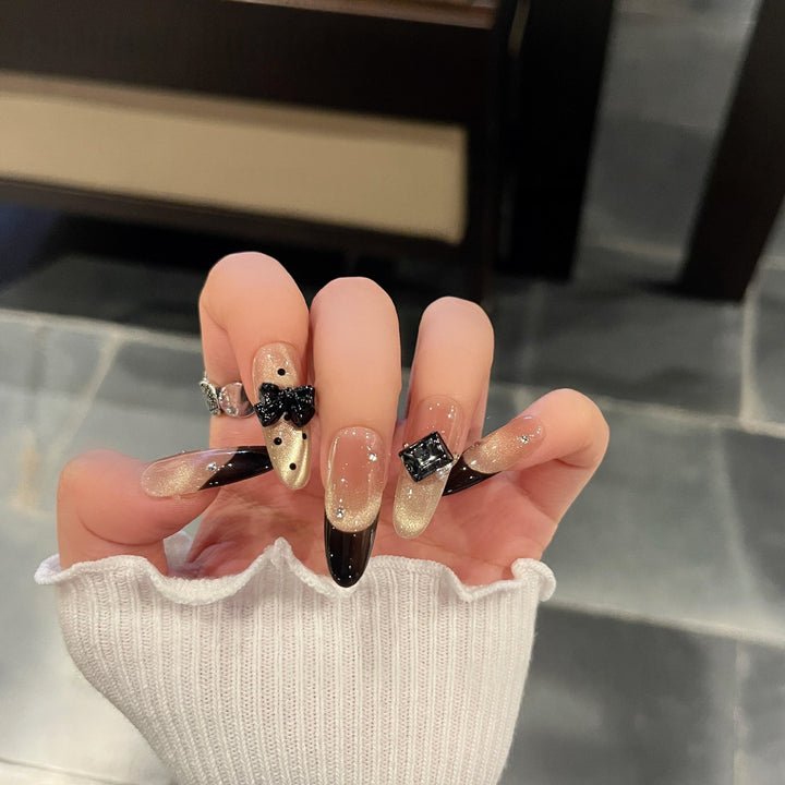 Elegant Kunstnägel with Bow and Rhinestone Design Kalsten