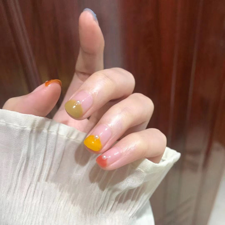 Creative artificial nails with geometric accents Kalsten