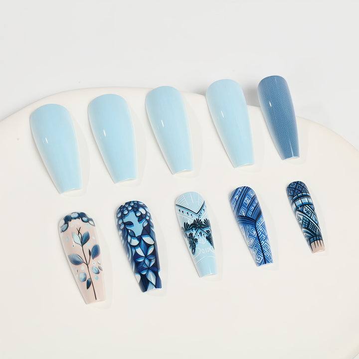 Nail art with floral and geometric design Kalsten