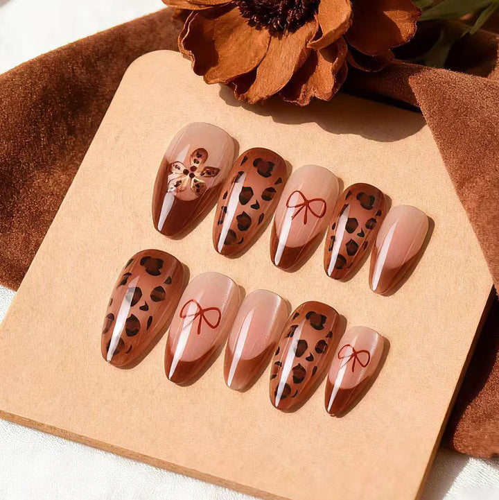 Stylish Animal Print Press-On Nail Set