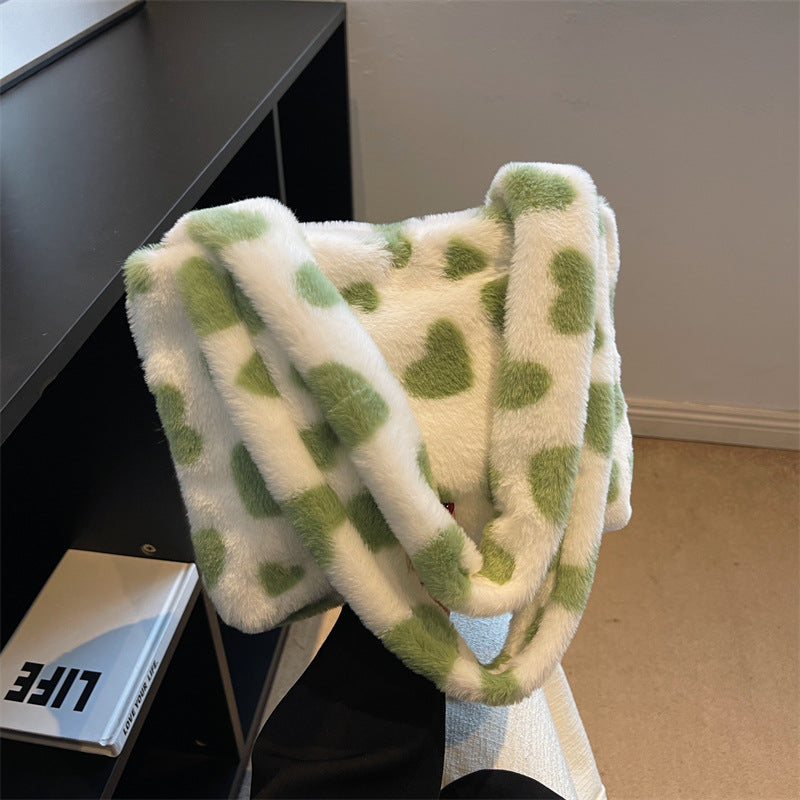 Cozy Plush Heart-Patterned Handbag