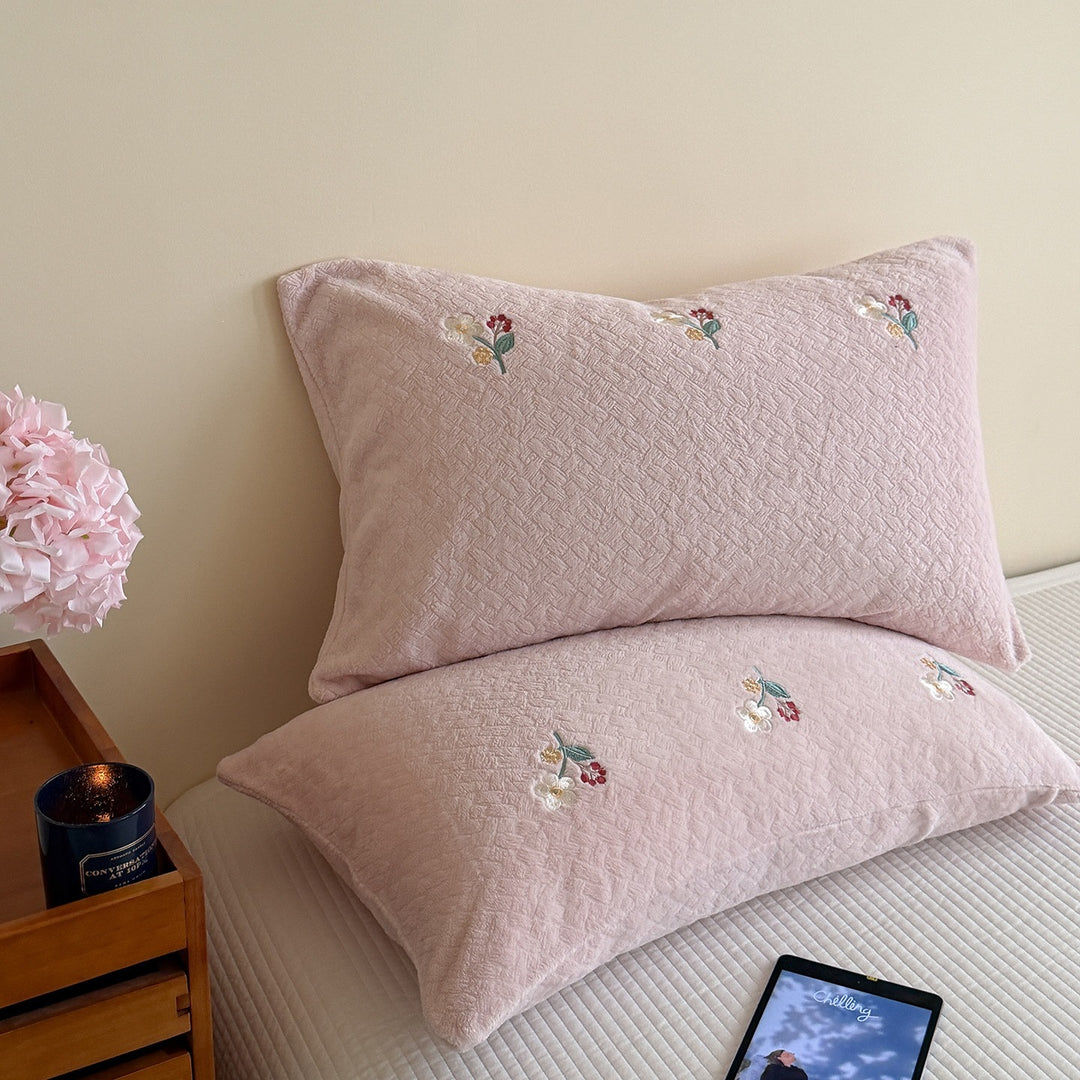 Quilted Pillowcase Set