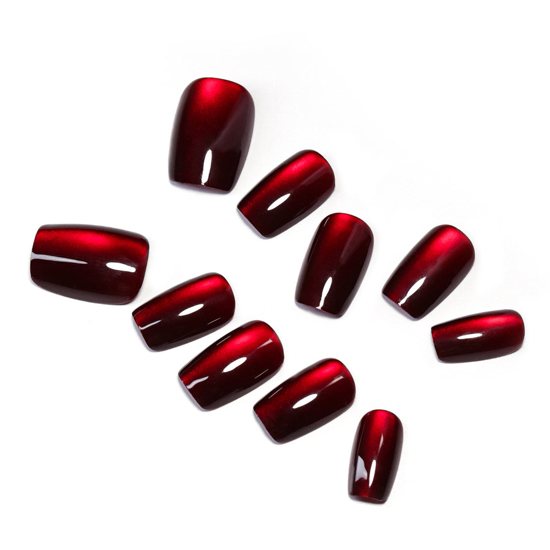 Artful artificial nails with shiny finish Kalsten