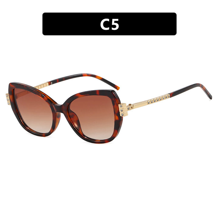 Women oversized sunglasses with protective UV filter and elegant accents Kalsten