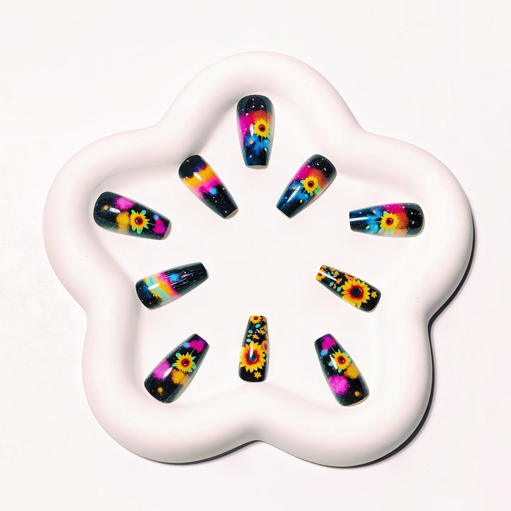 Artistic Nail Art Kalsten