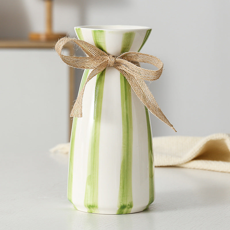 Elegant ceramic vase in vintage style Kalsten
