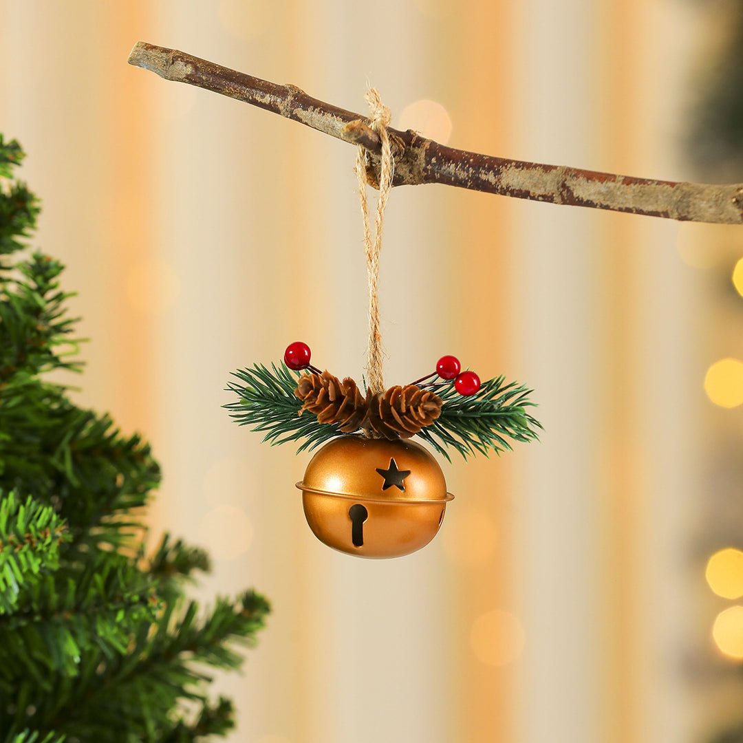 Holiday Decorative Bell Wreath Kalsten