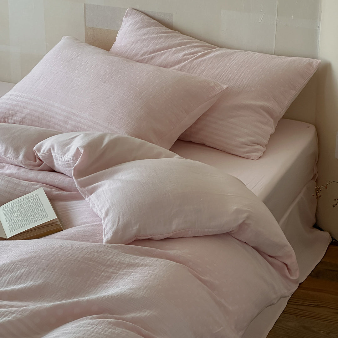 Bedding set made of double-layer cotton gauze with light duvet and pillowcase