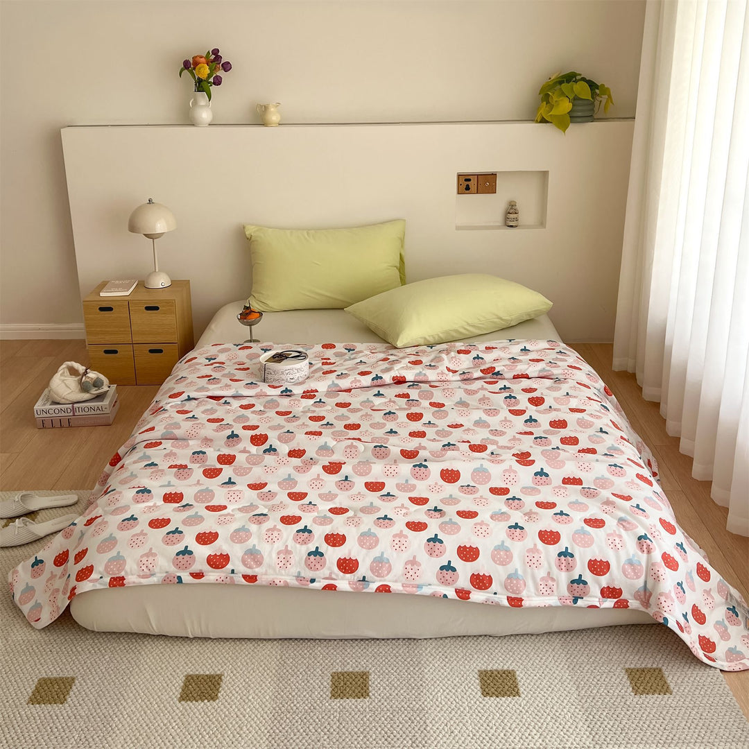 Quilted Comfort Comforter with Cute Cloud Dog Design