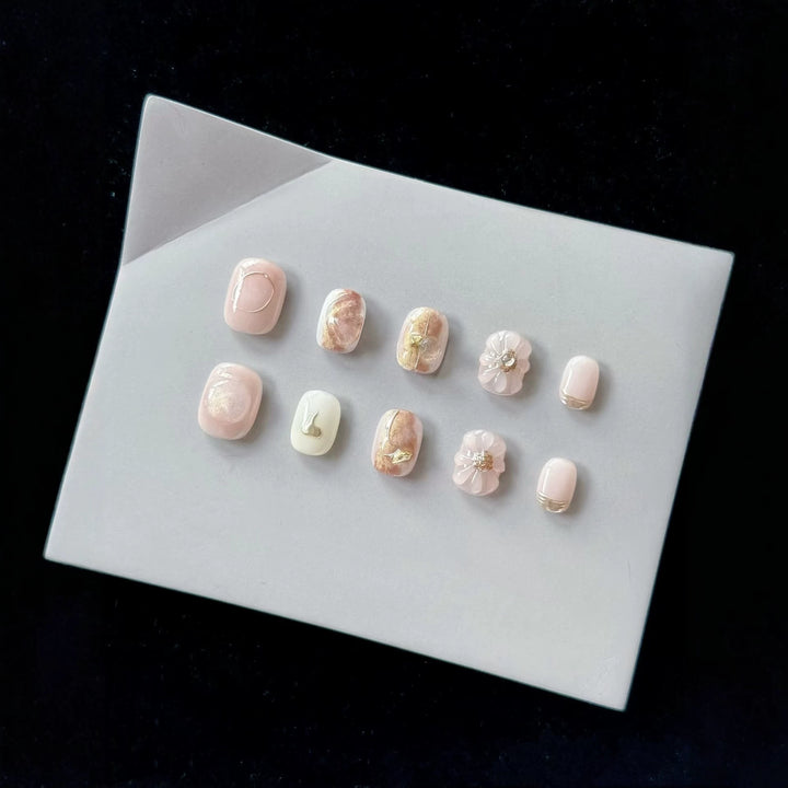 Artistic Floral Nail Set