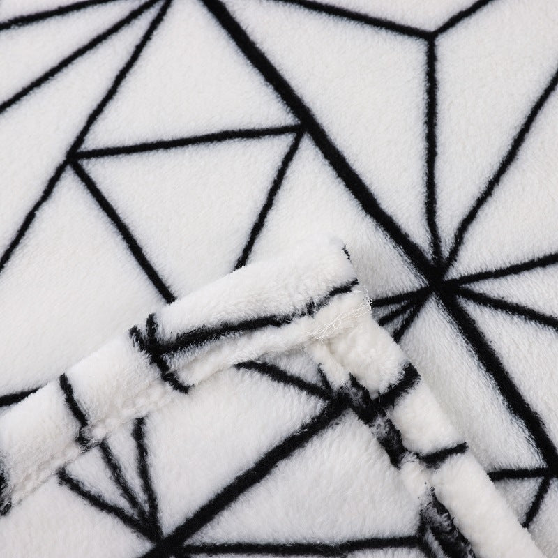 Geometric Pattern Cozy Throw Blanket