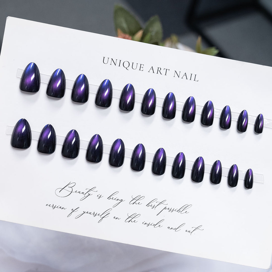 Glossy Long-Lasting Press-On Nail Set