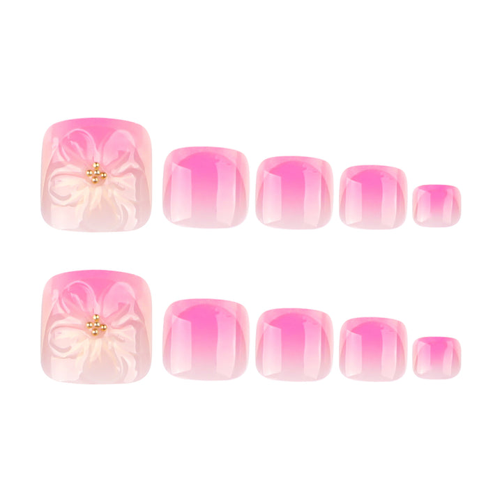 Artistic toenail decoration with flower motifs Kalsten