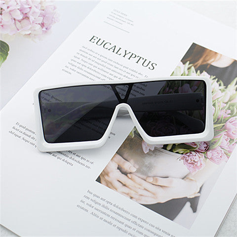 Women's Oversized Sunglasses in Avant-Garde Design Kalsten