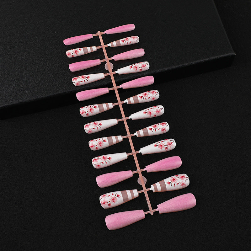 Artificial nails with floral embellishments Kalsten