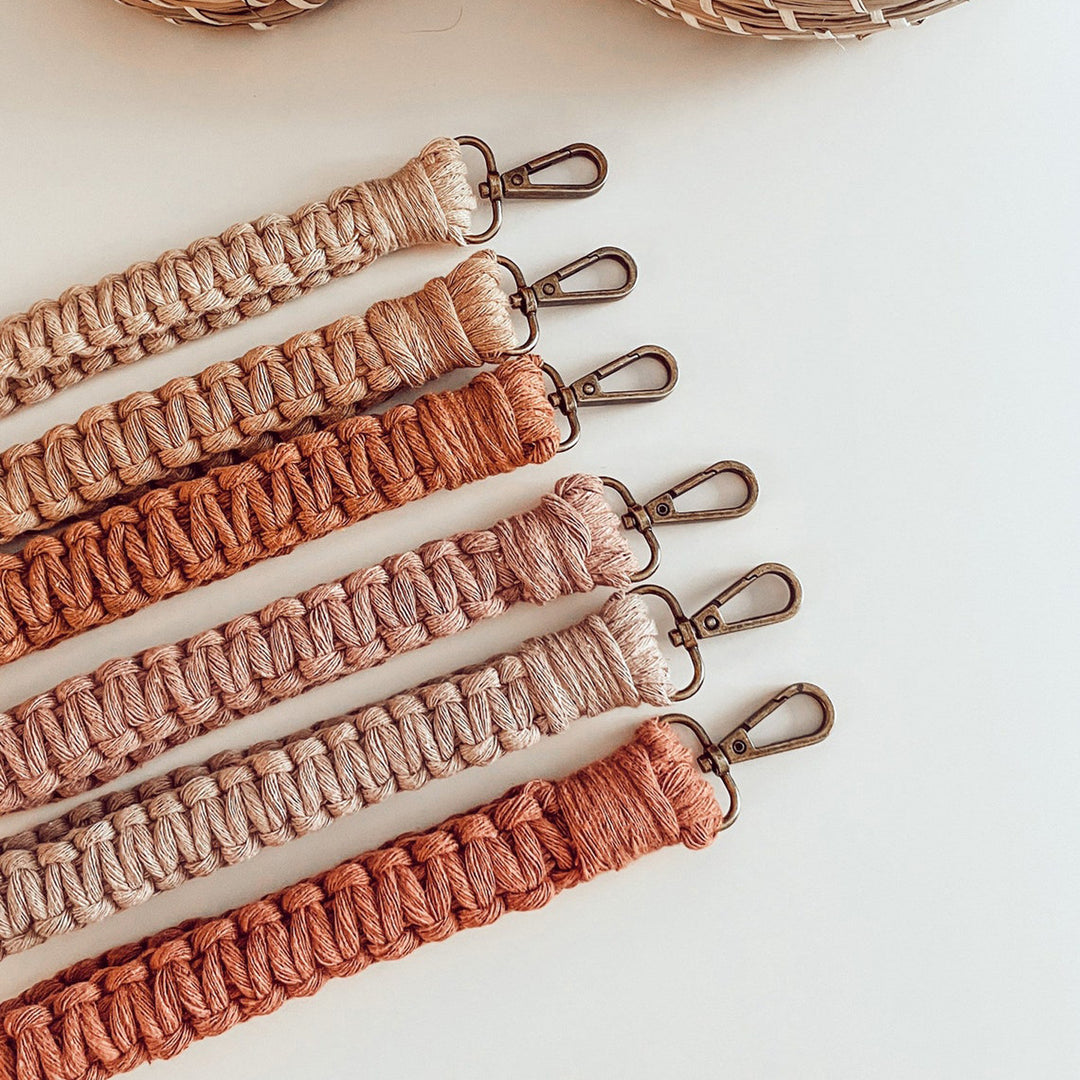 Macrame Keychain Holder with Clip Kalsten 1788942676