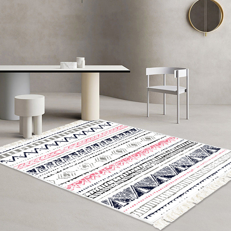 Decorative Geometric Pattern Area Rug Kalsten