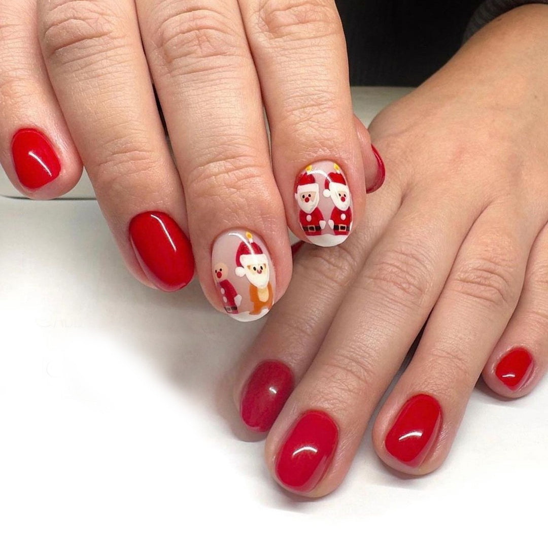 Holiday-Themed Press-On Nail Art Kalsten