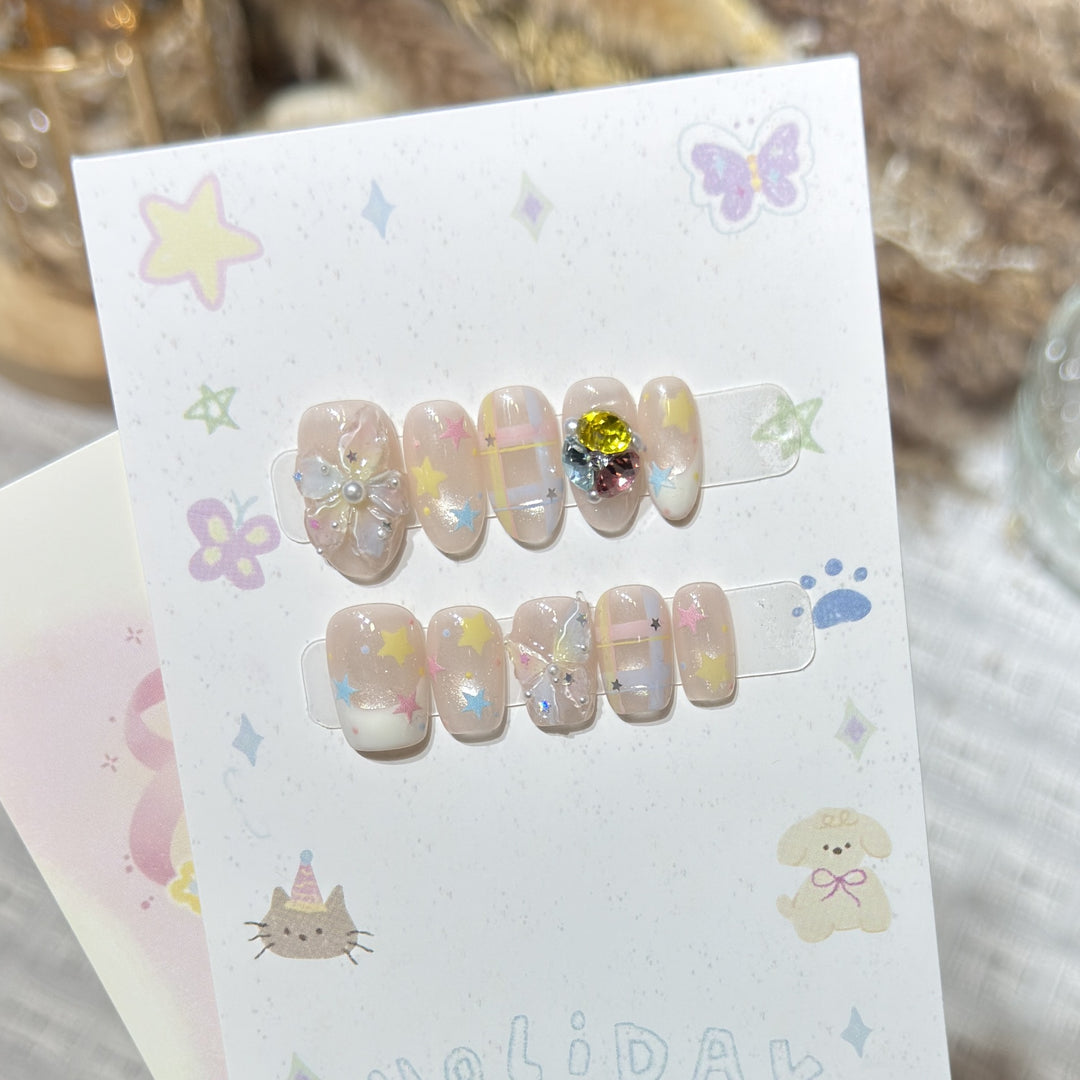 Decorative Press-On Nail Art Set with Gem Accents Kalsten