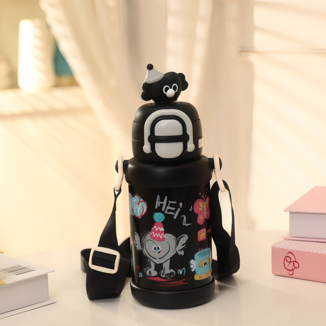 Insulated drinking bottle with practical carrying strap and creative design Kalsten