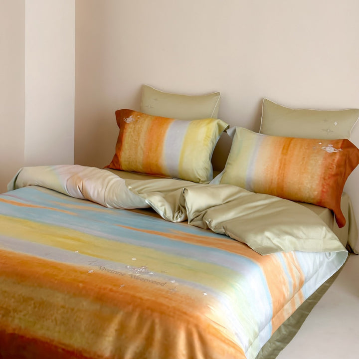 Reversible satin bedding set with delicate planet and star embroidery