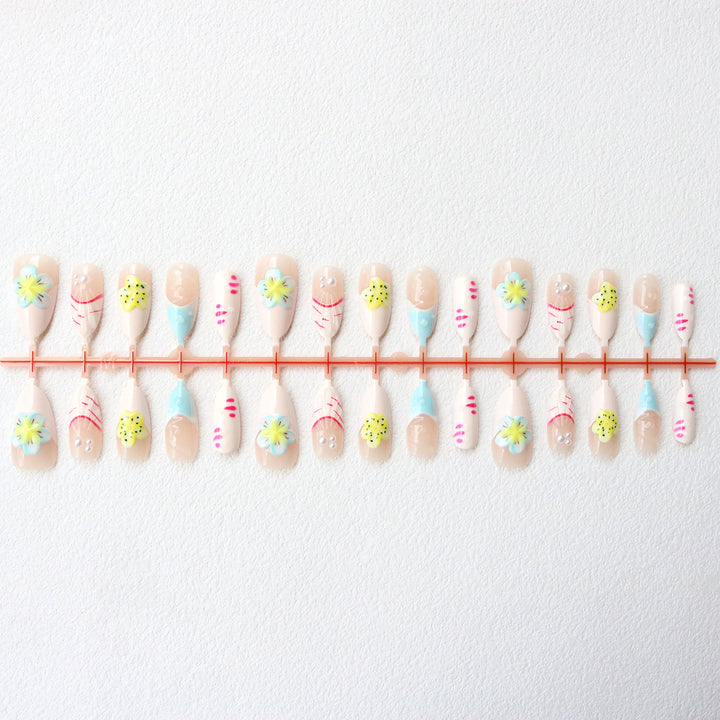 Floral Embellished Press-On Nail Art Set
