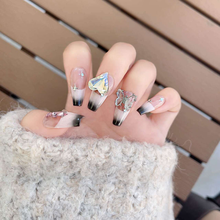 Artistic Press-On Nail Art Set with Elegant Rhinestone and Floral Accents