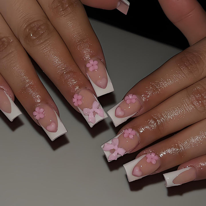 Artificial nail set with romantic flowers and elegant accents Kalsten