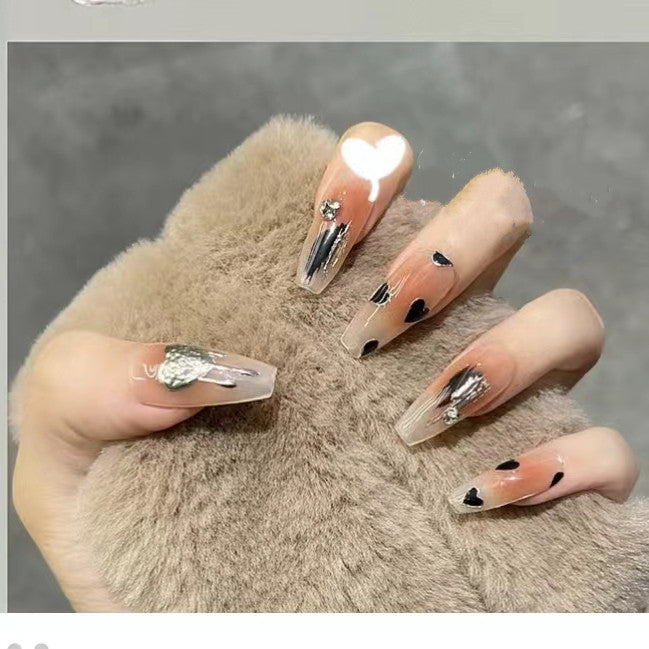 Artistic Press-On Nail Tips with Metallic Accents