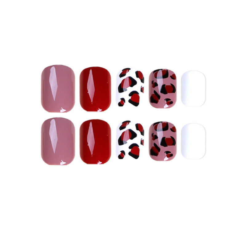 Artful Nail Art with Leopard Patterns Kalsten