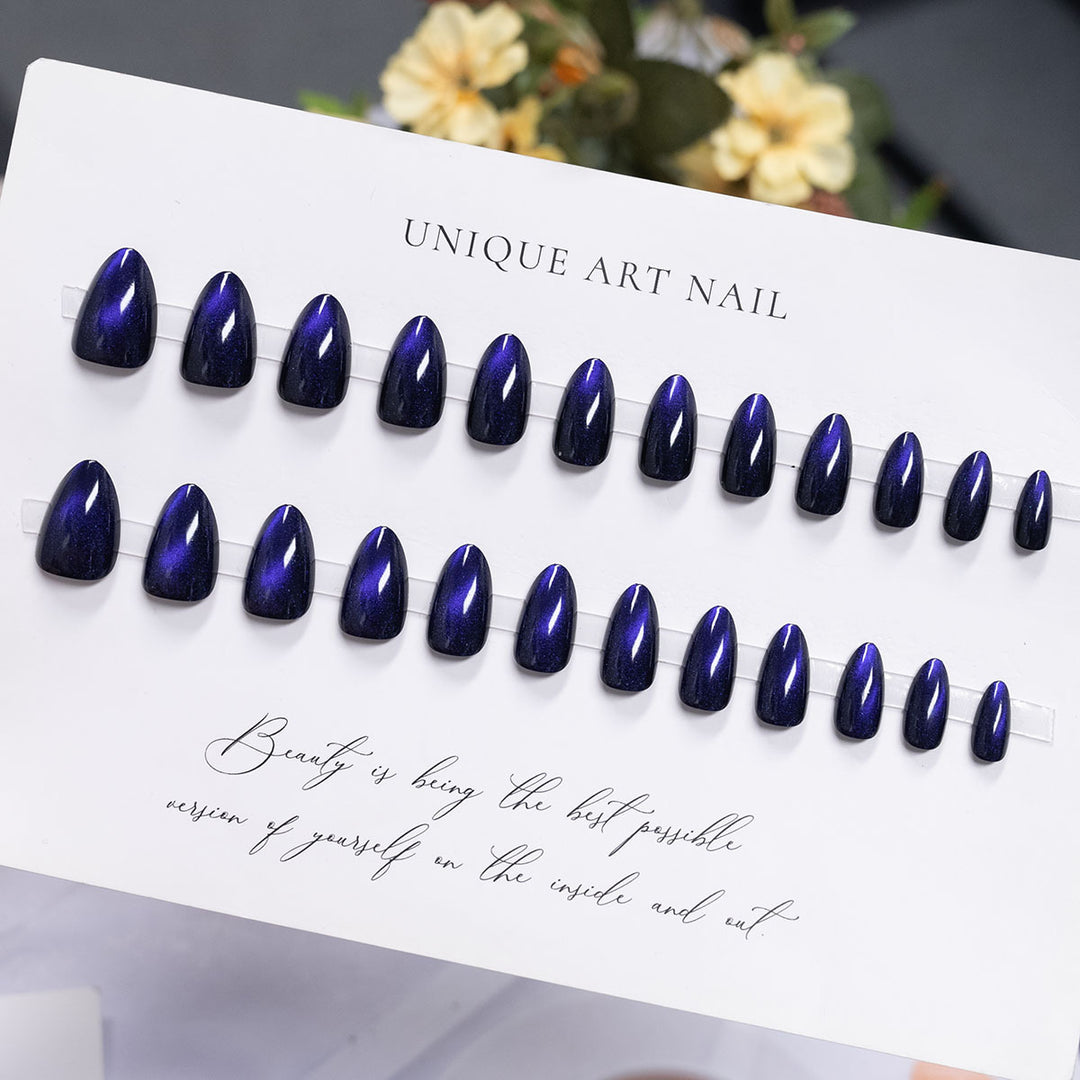Glossy Long-Lasting Press-On Nail Set