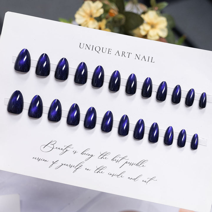 Glossy Long-Lasting Press-On Nail Set