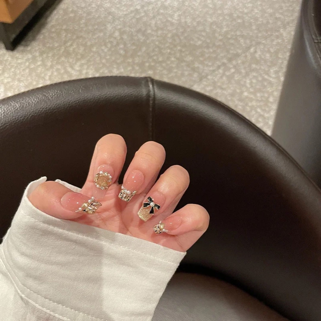 Luxurious Press-On Nail Set with Decorative Accents